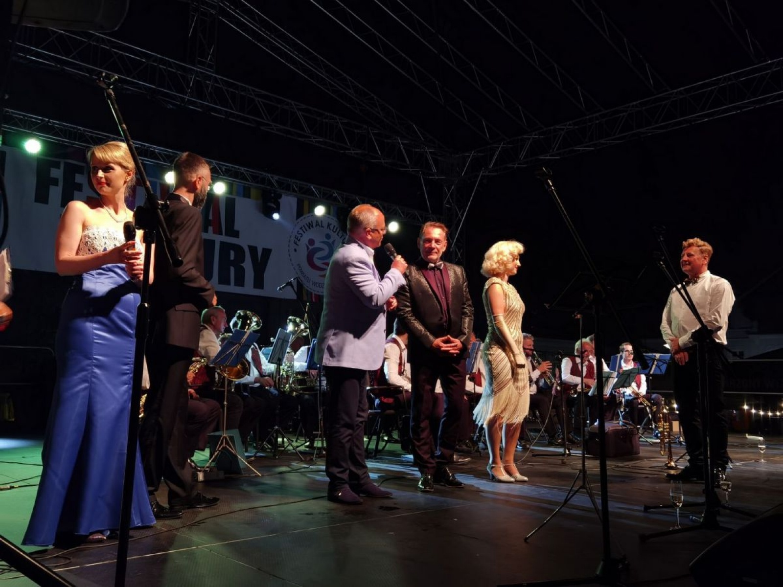 Zdjęcie w galerii na portalu naszwodzislaw.com: Za nami dwa dni festiwalowej zabawy! [FOTO] wiadomości z regionu