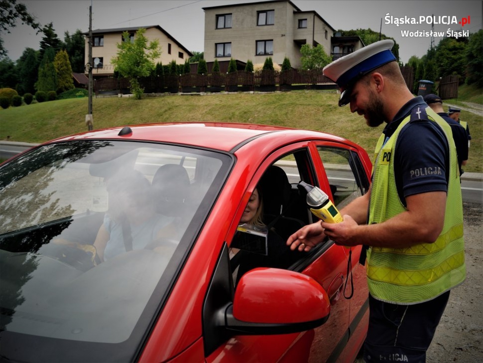 Zdjęcie w galerii na portalu naszwodzislaw.com: Nie piję. Prowadzę. Żyję. Kolejne działania w ramach policyjnej kampanii wiadomości z regionu