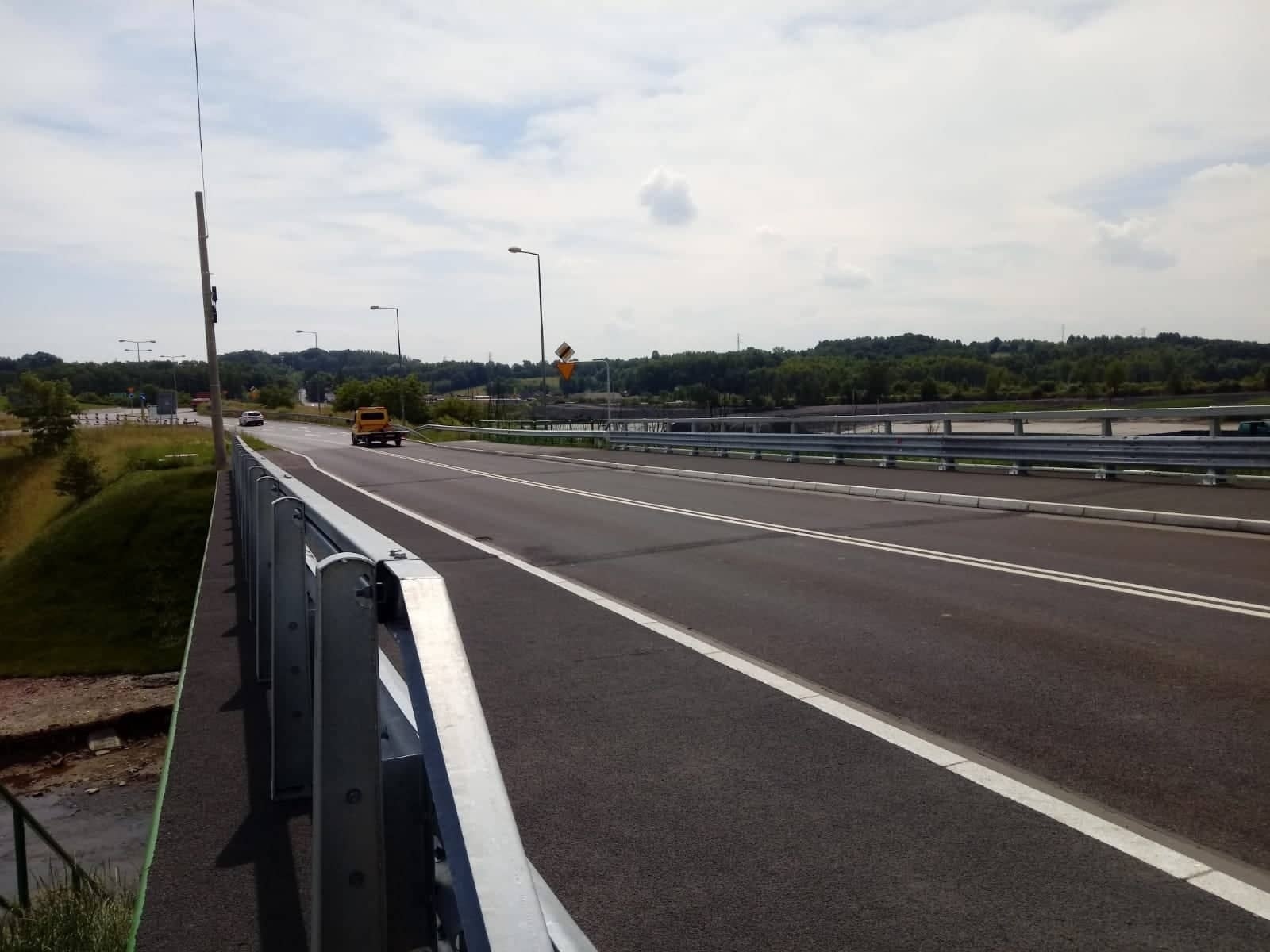 Zdjęcie w galerii na portalu naszwodzislaw.com: Nowo wybudowany wiadukt na DW 933 oddany do użytku [FOTO] wiadomości z regionu