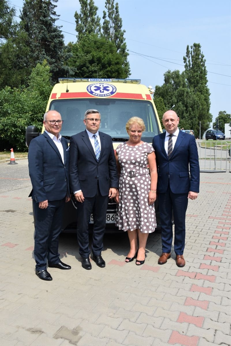 Zdjęcie w galerii na portalu naszwodzislaw.com: Wiceminister zdrowia odwiedził Powiat Wodzisławski wiadomości z regionu