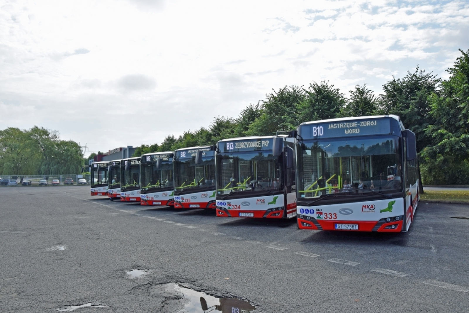 Zdjęcie w galerii na portalu naszwodzislaw.com: Siedem nowych autobusów na trasach MZK Jastrzębie wiadomości z regionu