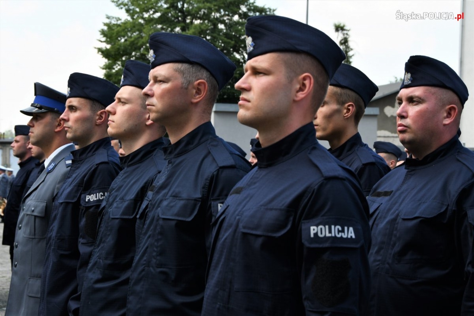 Zdjęcie w galerii na portalu naszwodzislaw.com: Nowi funkcjonariusze złożyli ślubowanie. Na kolejnych czekają wakaty wiadomości z regionu