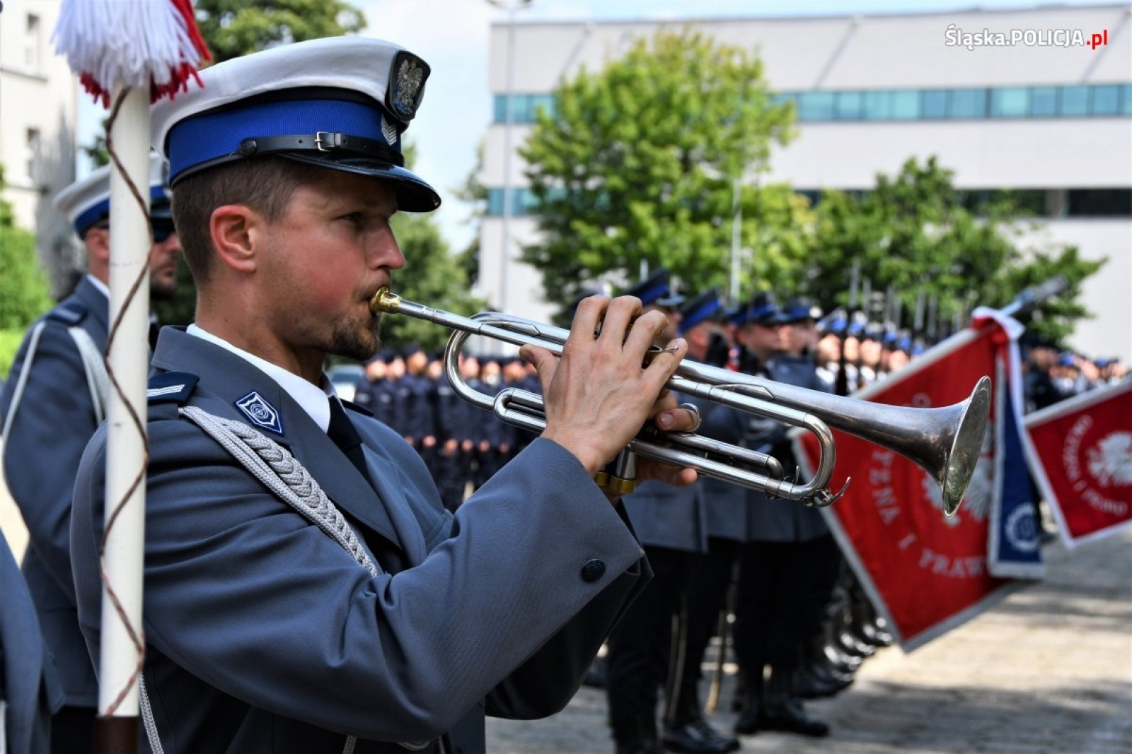 Zdjęcie w galerii na portalu naszwodzislaw.com: Nowi funkcjonariusze złożyli ślubowanie. Na kolejnych czekają wakaty wiadomości z regionu