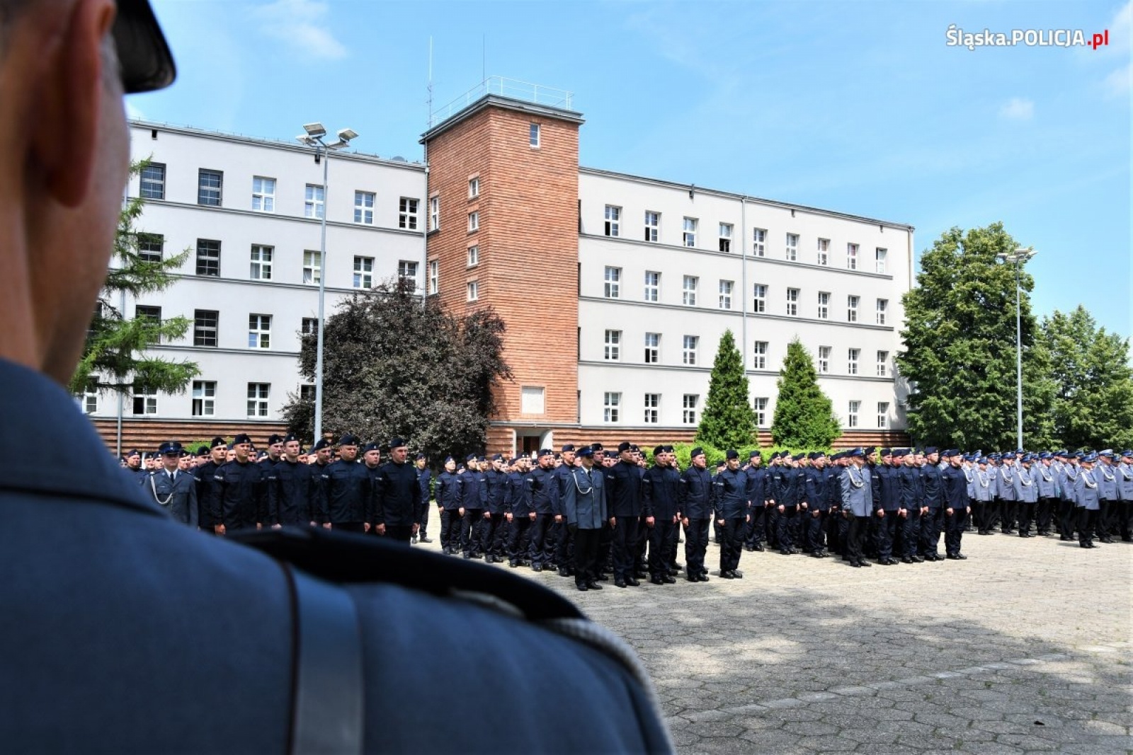 Zdjęcie w galerii na portalu naszwodzislaw.com: Nowi funkcjonariusze złożyli ślubowanie. Na kolejnych czekają wakaty wiadomości z regionu