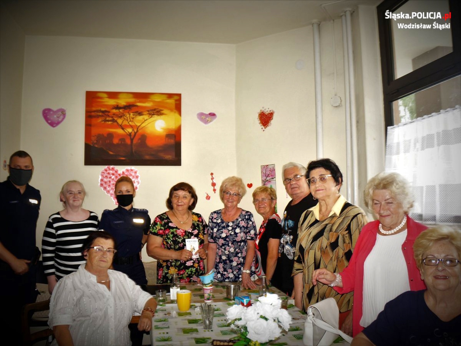Zdjęcie w galerii na portalu naszwodzislaw.com: Policjanci odwiedzili wodzisławskich seniorów wiadomości z regionu