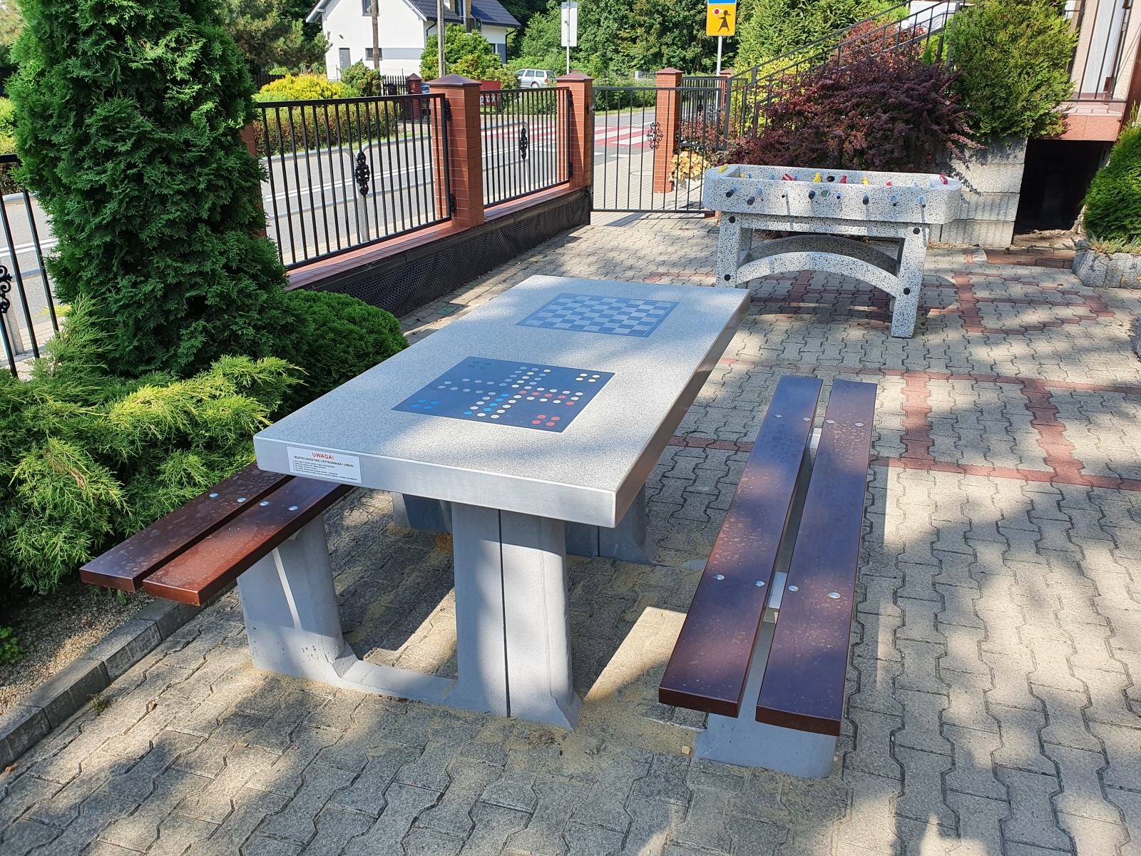 Zdjęcie w galerii na portalu naszwodzislaw.com: Place zabaw oddane do użytku wiadomości z regionu