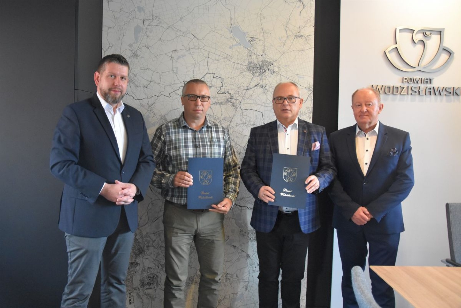 Zdjęcie w galerii na portalu naszwodzislaw.com: Podpisano umowę na modernizację ulicy Radlińskiej w Wodzisławiu Śląskim wiadomości z regionu