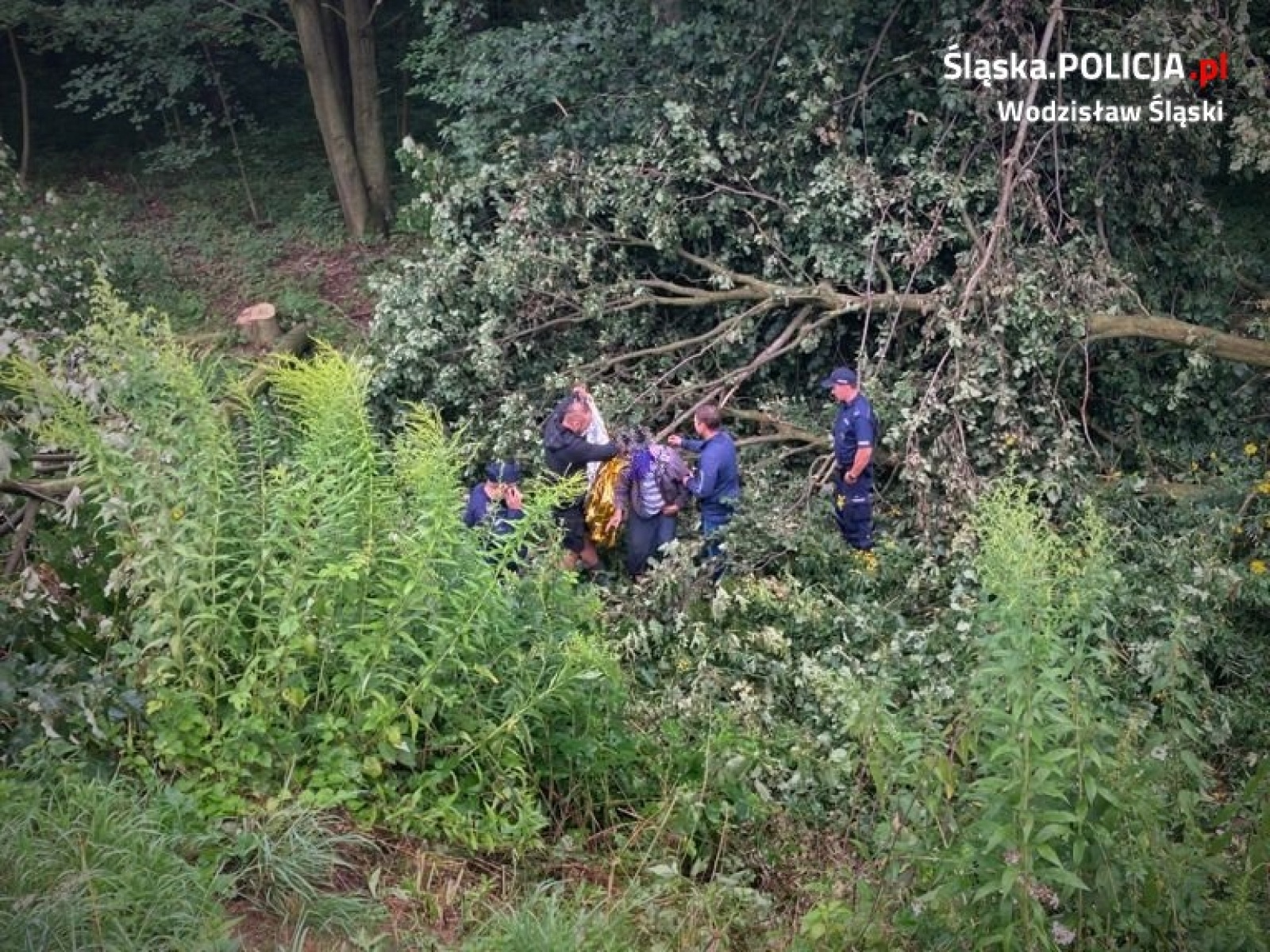 Zdjęcie w galerii na portalu naszwodzislaw.com: To oni odnaleźli zaginionego 84-latka. Odebrali podziękowania wiadomości z regionu