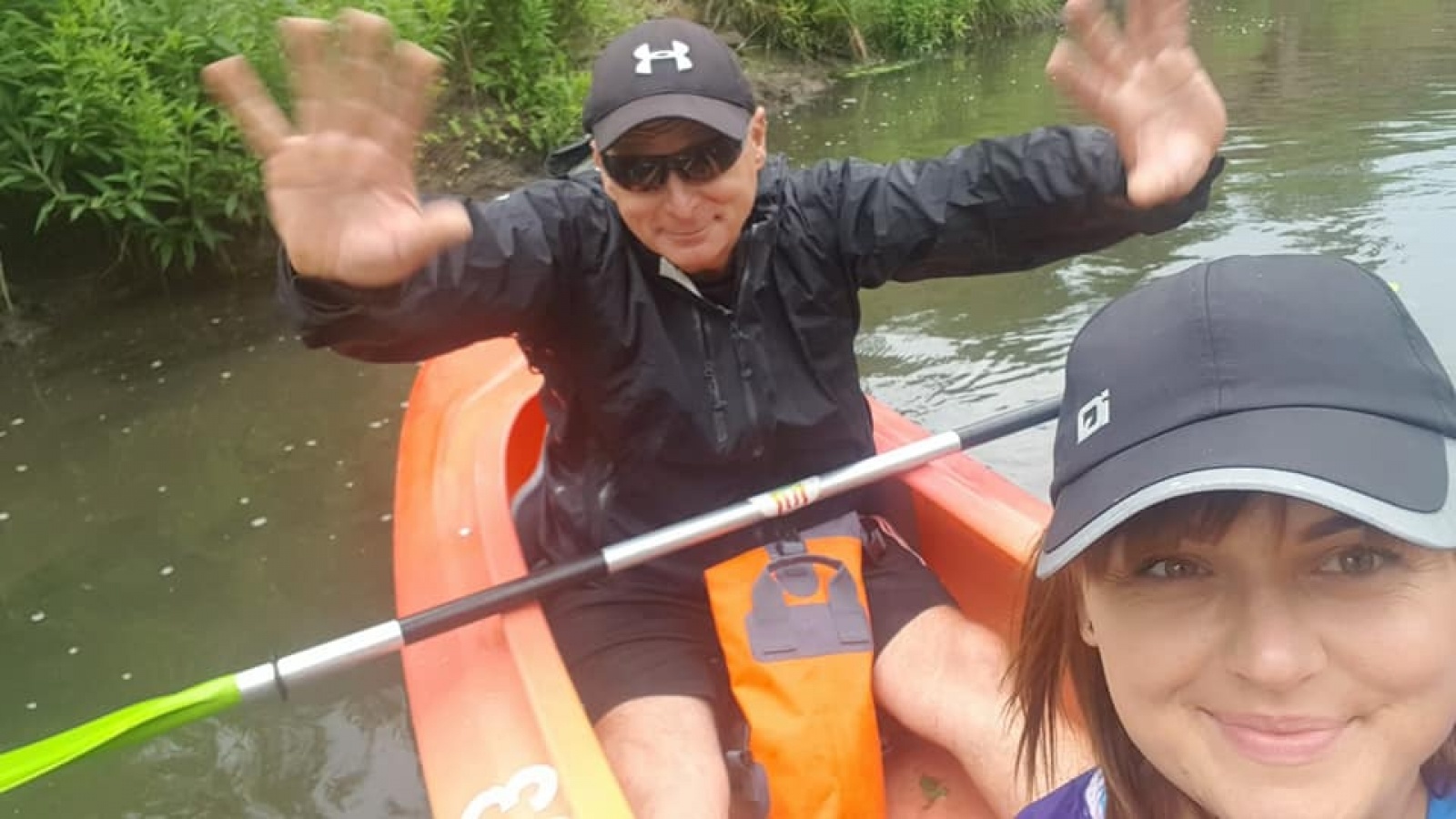 Zdjęcie w galerii na portalu naszwodzislaw.com: Zarażamy radością. Spływy kajakowe z Gminnym Ośrodkiem Sportu w Mszanie wiadomości z regionu