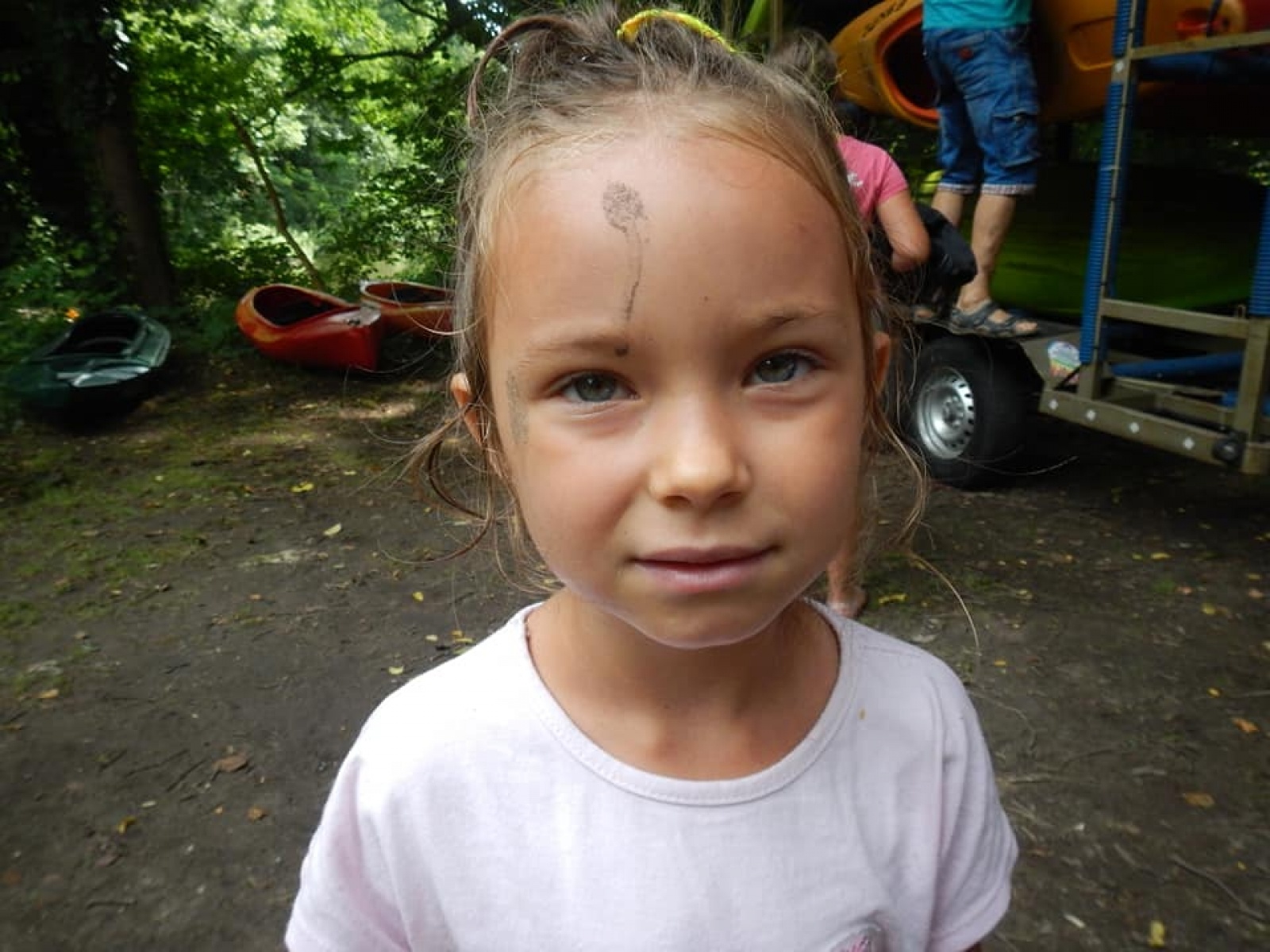 Zdjęcie w galerii na portalu naszwodzislaw.com: Zarażamy radością. Spływy kajakowe z Gminnym Ośrodkiem Sportu w Mszanie wiadomości z regionu