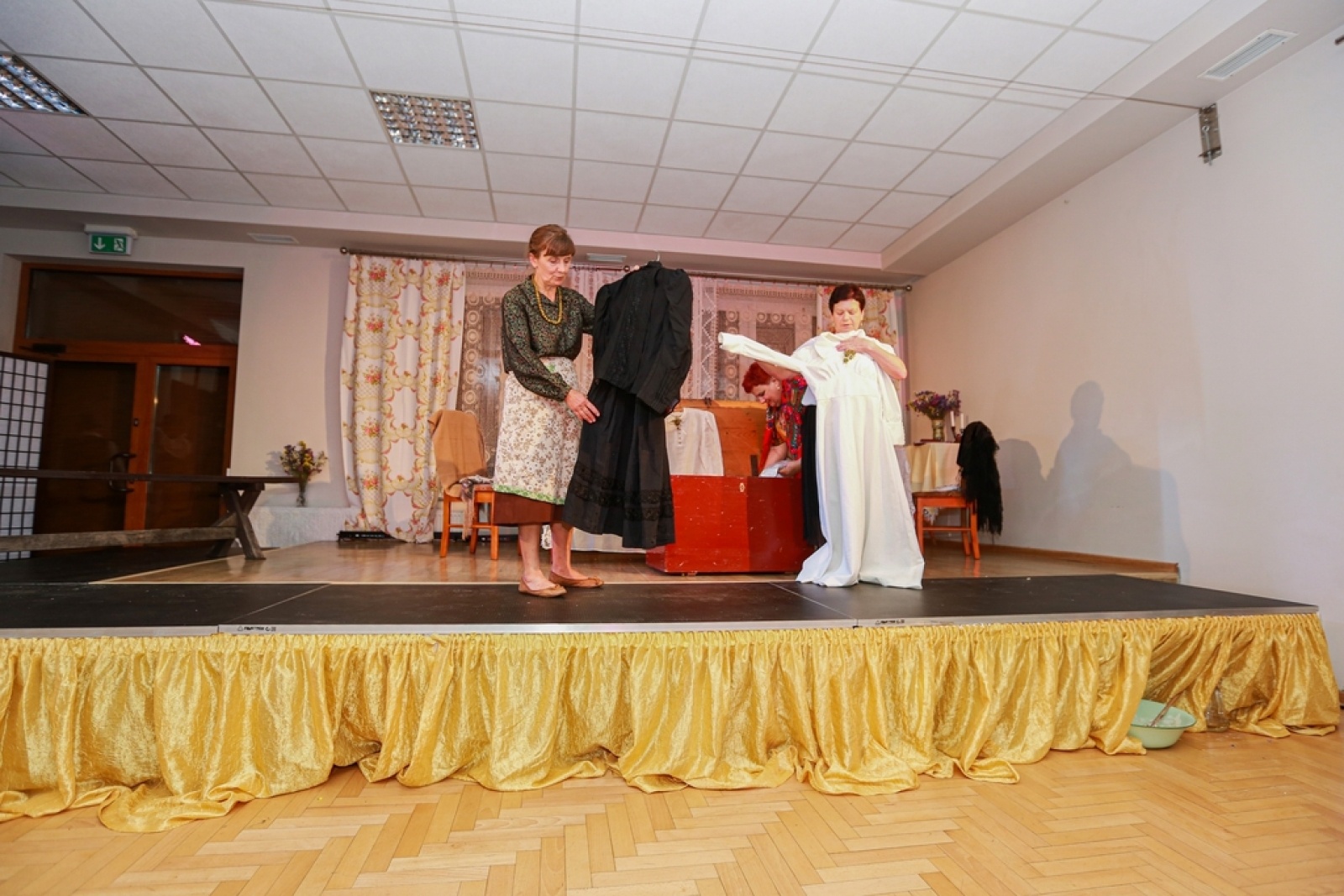 Zdjęcie w galerii na portalu naszwodzislaw.com: Ach, co to był za ślub! Tradycyjne śląskie wesele w Mszanie [FOTO] wiadomości z regionu