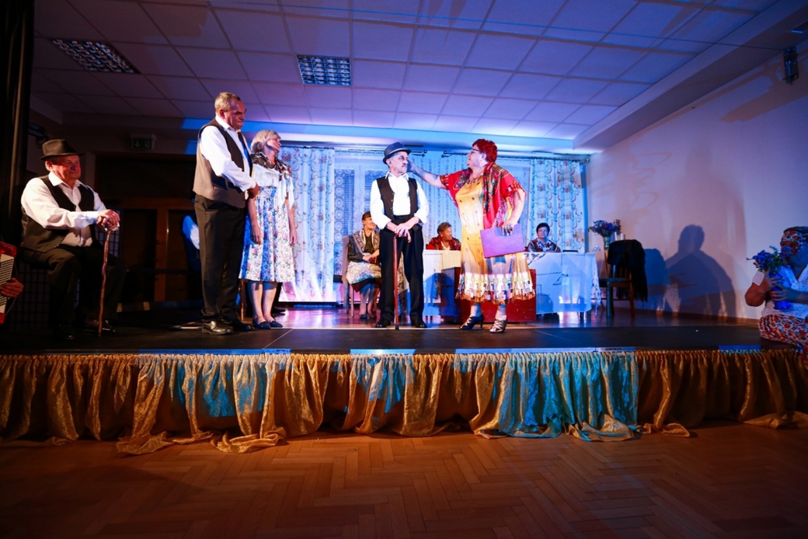 Zdjęcie w galerii na portalu naszwodzislaw.com: Ach, co to był za ślub! Tradycyjne śląskie wesele w Mszanie [FOTO] wiadomości z regionu