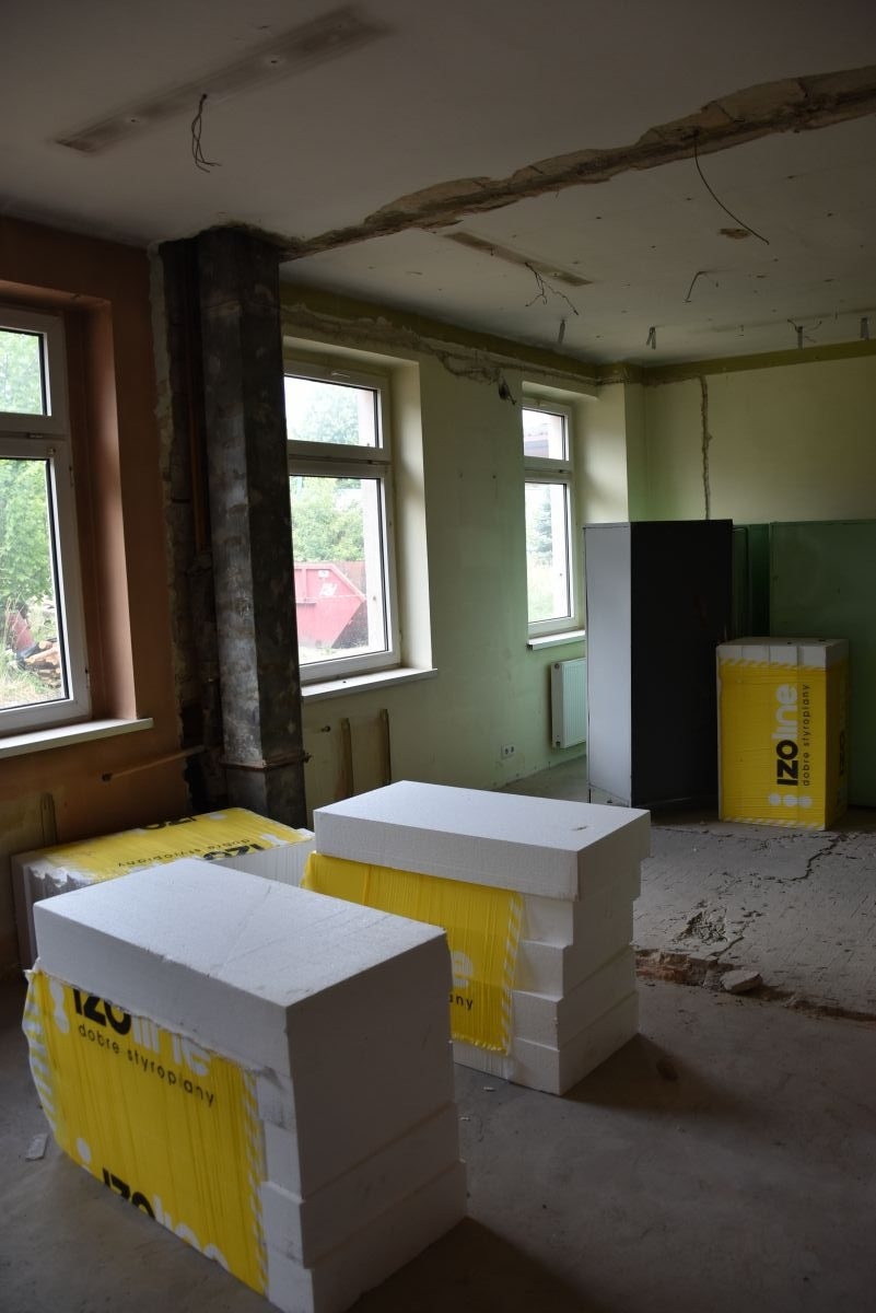 Zdjęcie w galerii na portalu naszwodzislaw.com: Prace przy termomodernizacji szpitali idą pełną parą wiadomości z regionu