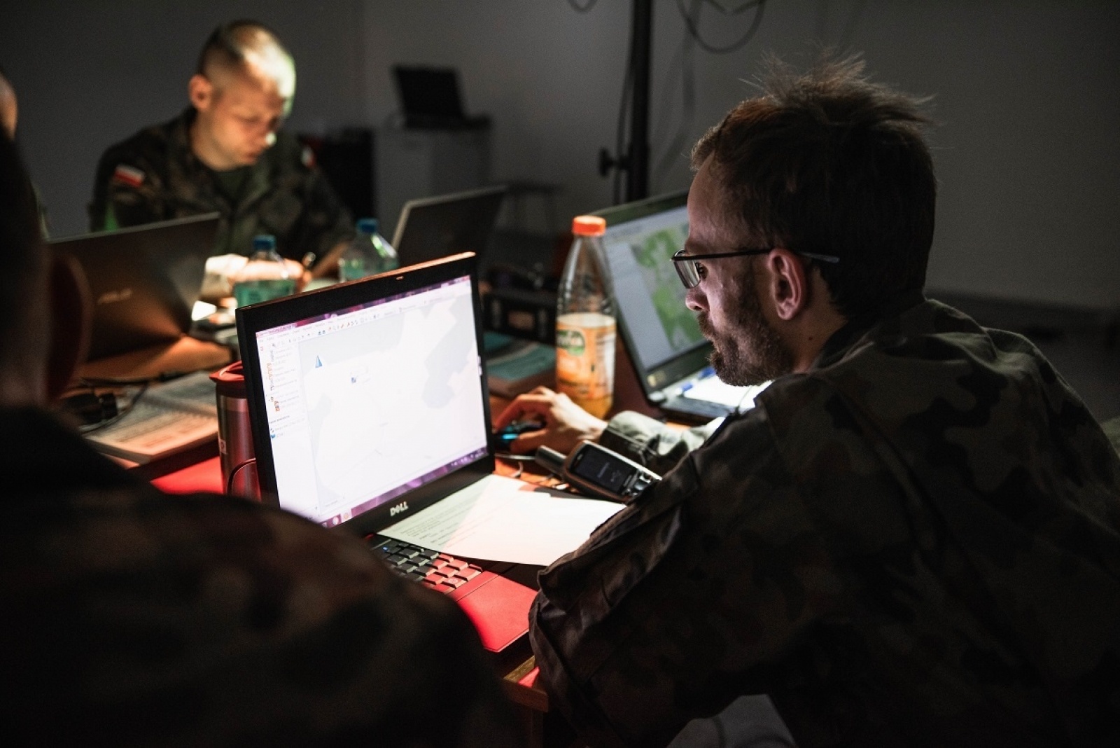 Zdjęcie w galerii na portalu naszwodzislaw.com: Śląscy terytorialsi szkolą się jak planować poszukiwania wiadomości z regionu