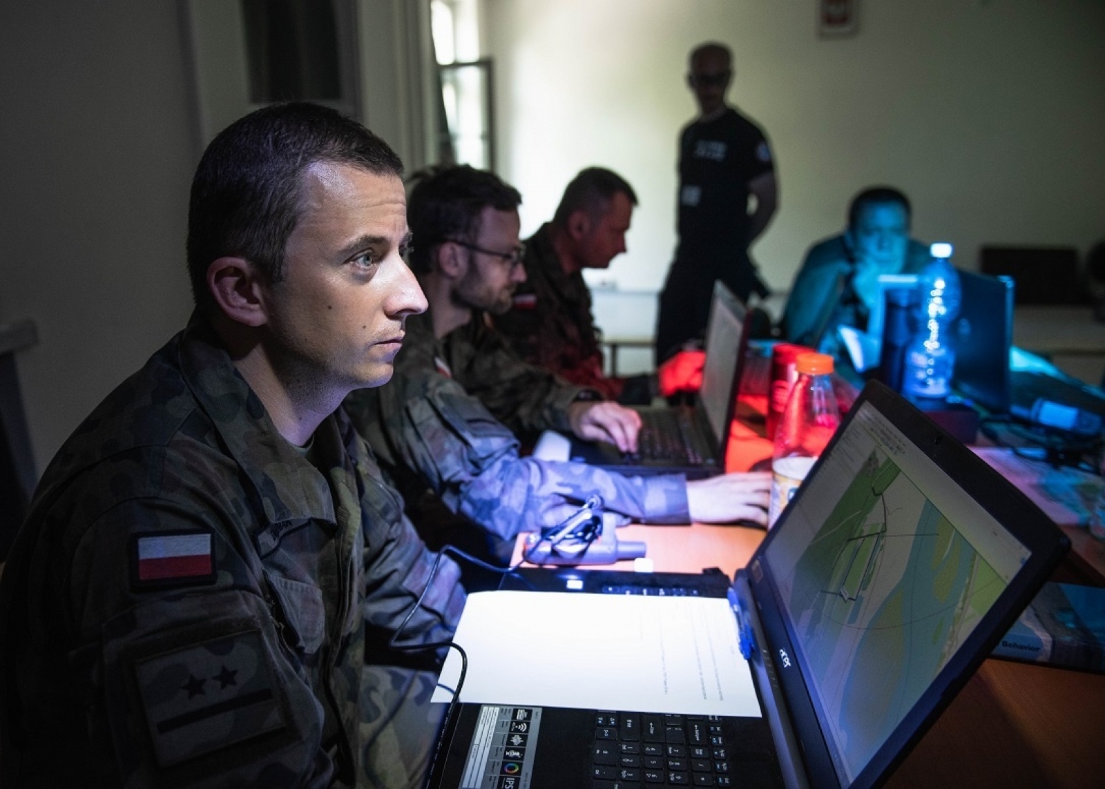 Zdjęcie w galerii na portalu naszwodzislaw.com: Śląscy terytorialsi szkolą się jak planować poszukiwania wiadomości z regionu