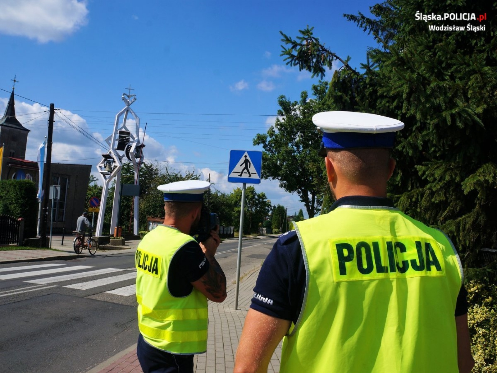 Zdjęcie w galerii na portalu naszwodzislaw.com: Bezpieczny pieszy. Policyjne działania na drogach powiatu wiadomości z regionu