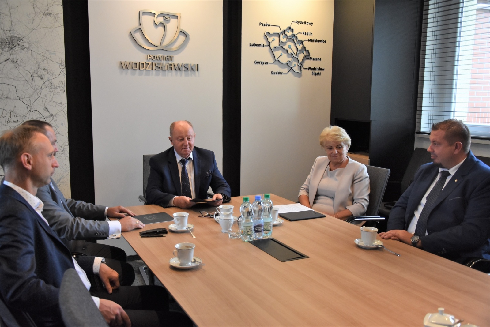 Zdjęcie w galerii na portalu naszwodzislaw.com: PKS Racibórz nadal zajmie się komunikacją powiatową wiadomości z regionu