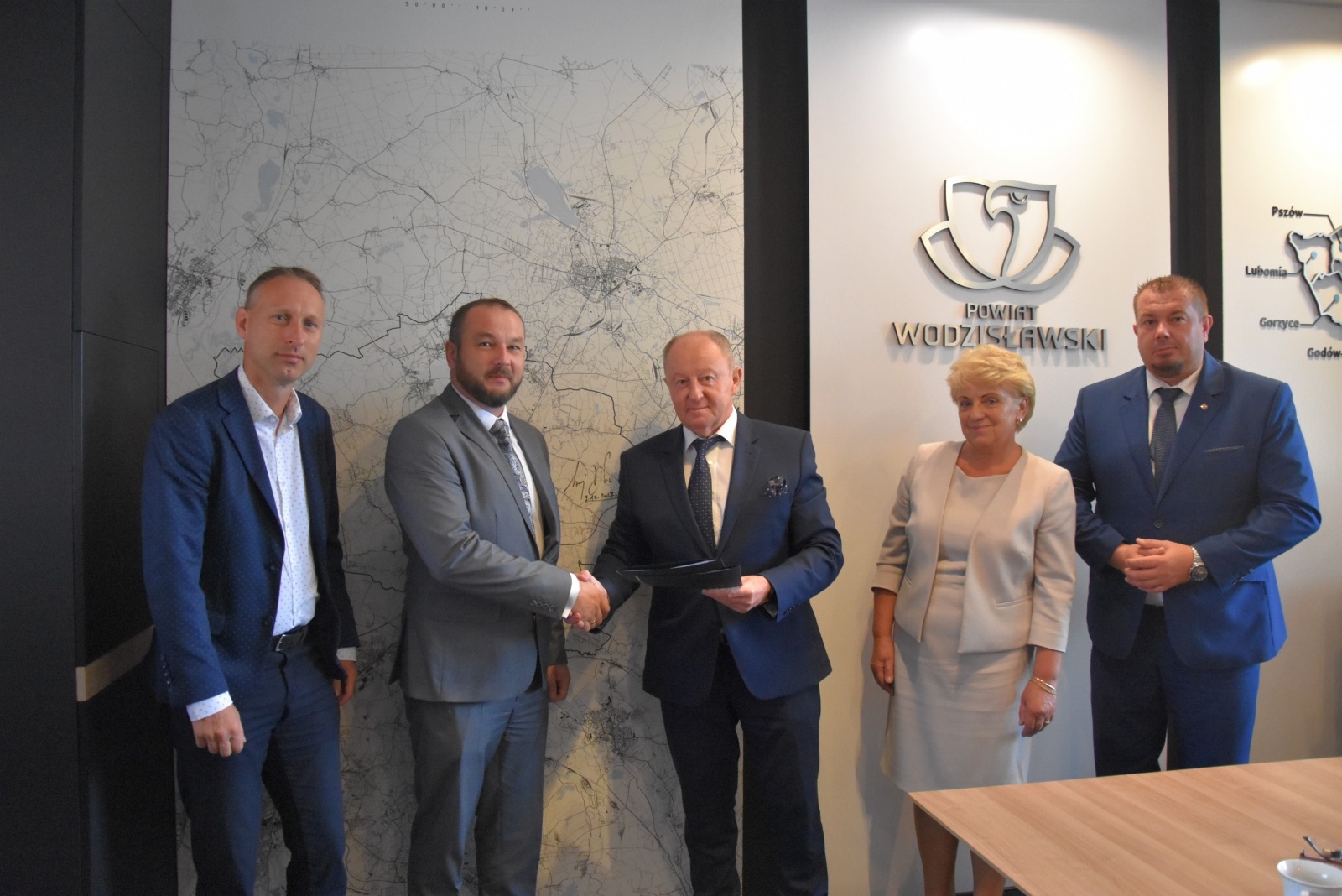 Zdjęcie w galerii na portalu naszwodzislaw.com: PKS Racibórz nadal zajmie się komunikacją powiatową wiadomości z regionu