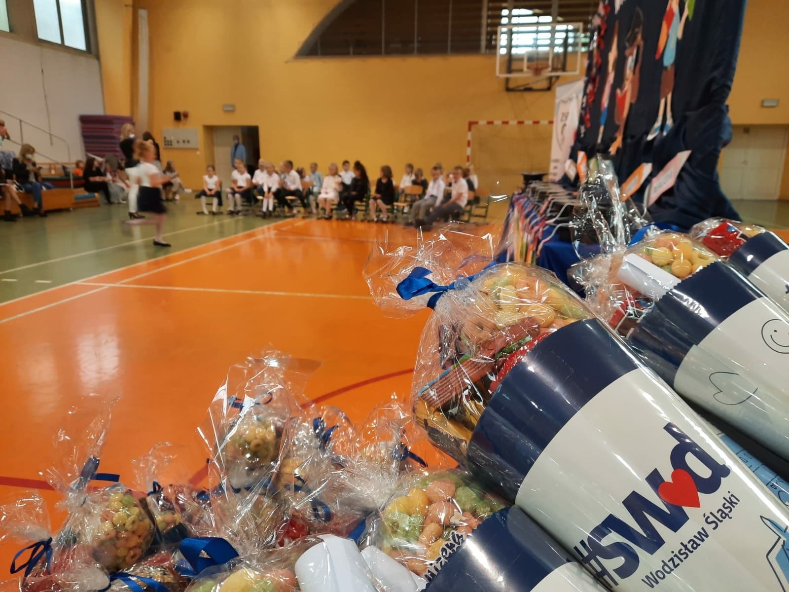 Zdjęcie w galerii na portalu naszwodzislaw.com: W Wodzisławiu Śląskim zainaugurowano nowy rok szkolny wiadomości z regionu