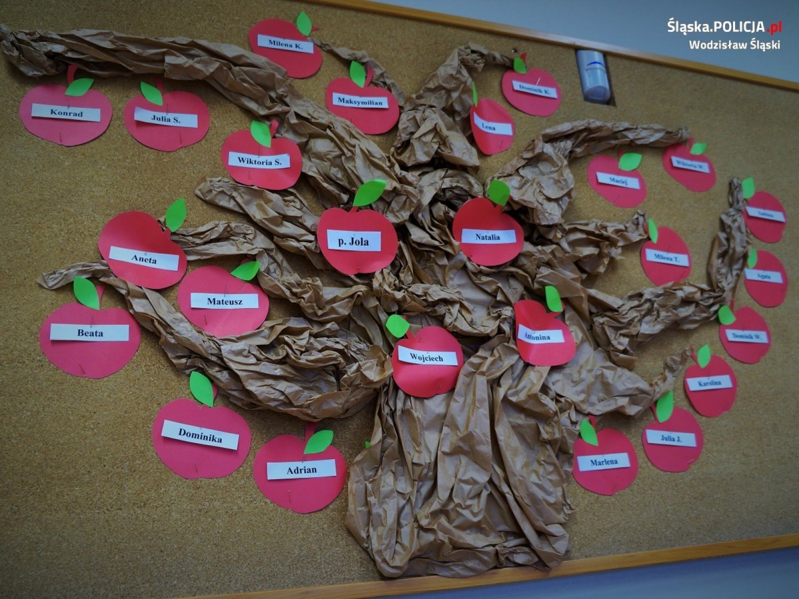 Zdjęcie w galerii na portalu naszwodzislaw.com: Policjanci odwiedzili pierwszaków z Marklowic wiadomości z regionu