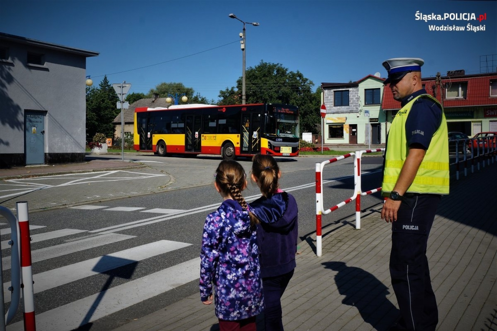 Zdjęcie w galerii na portalu naszwodzislaw.com: Bezpieczna droga do szkoły w powiecie wodzisławskim wiadomości z regionu