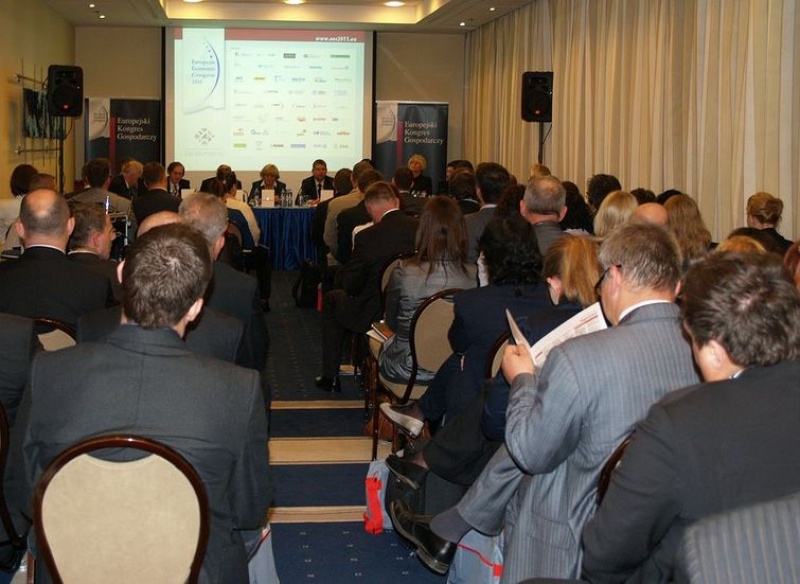 Zdjęcie w galerii na portalu naszwodzislaw.com: Prezydent Kieca na polskim Davos wiadomości z regionu