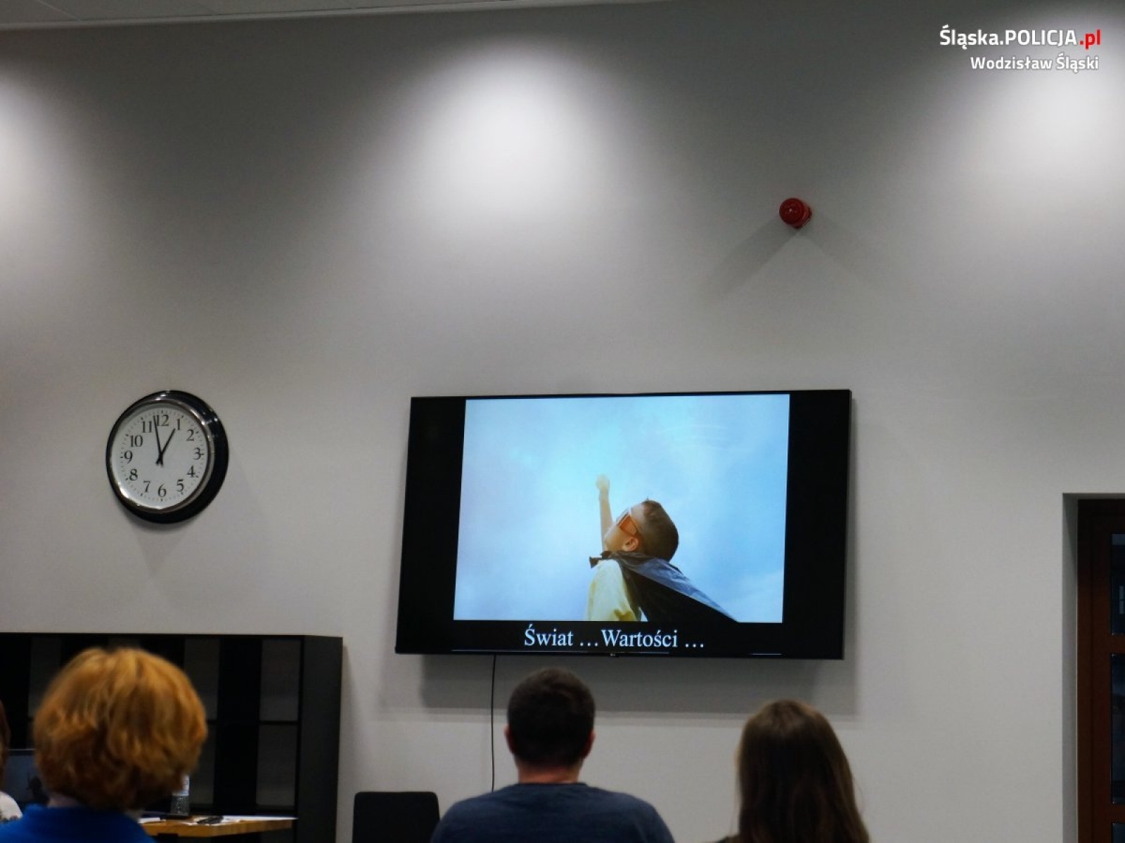 Zdjęcie w galerii na portalu naszwodzislaw.com: Jak zapobiegać samobójstwom? Konferencja na dworcu kolejowym wiadomości z regionu