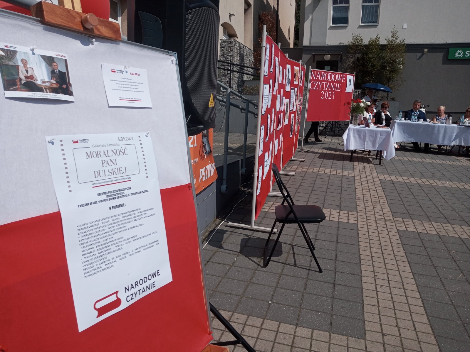 Zdjęcie w galerii na portalu naszwodzislaw.com: Narodowe Czytanie i kowbojski piknik w Pszowie wiadomości z regionu