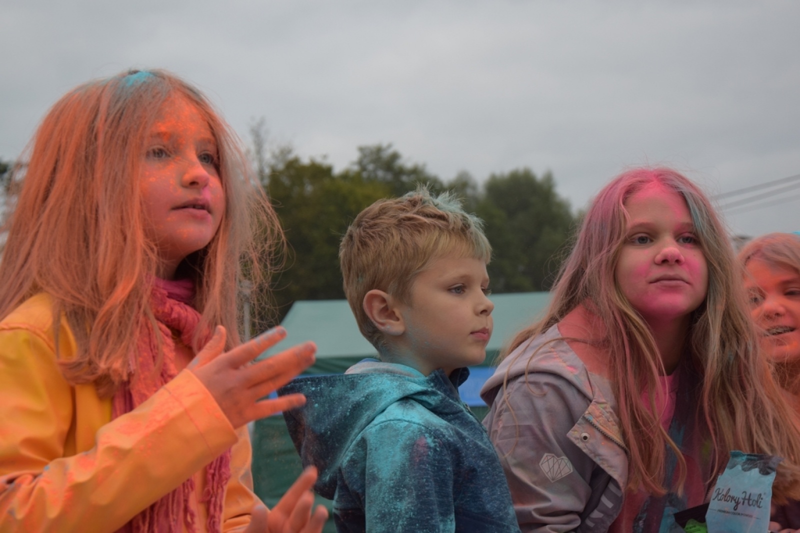 Zdjęcie w galerii na portalu naszwodzislaw.com: Eksplozja kolorów i koncerty na zakończenie lata w Połomi [FOTO] wiadomości z regionu