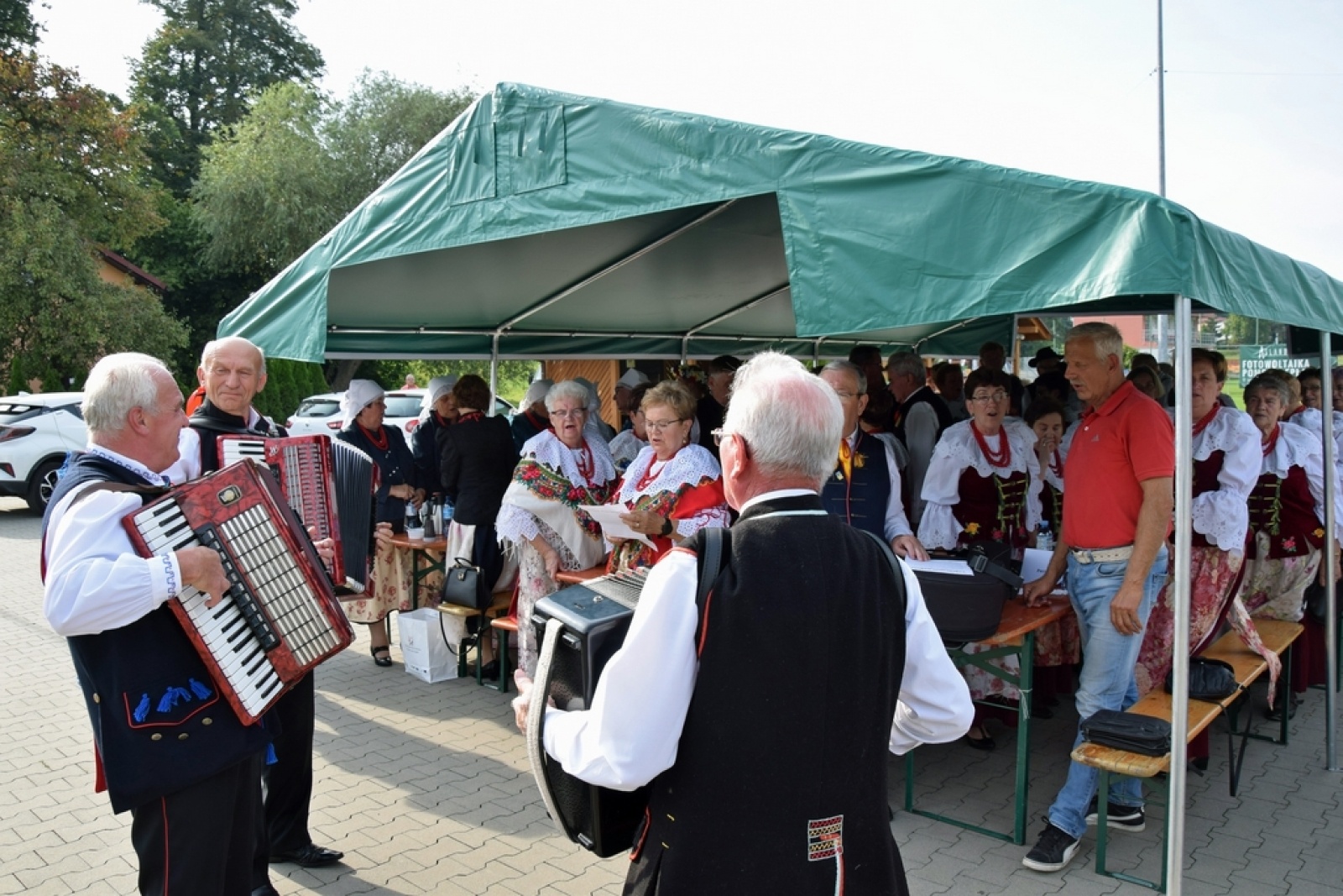 Zdjęcie w galerii na portalu naszwodzislaw.com: Złoty Dzwon w Połomi. Zwycięzcą zespół z Zebrzydowic [FOTO] wiadomości z regionu