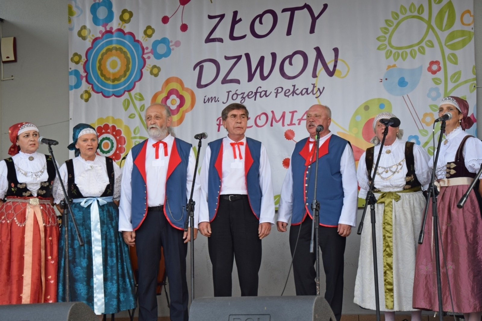 Zdjęcie w galerii na portalu naszwodzislaw.com: Złoty Dzwon w Połomi. Zwycięzcą zespół z Zebrzydowic [FOTO] wiadomości z regionu