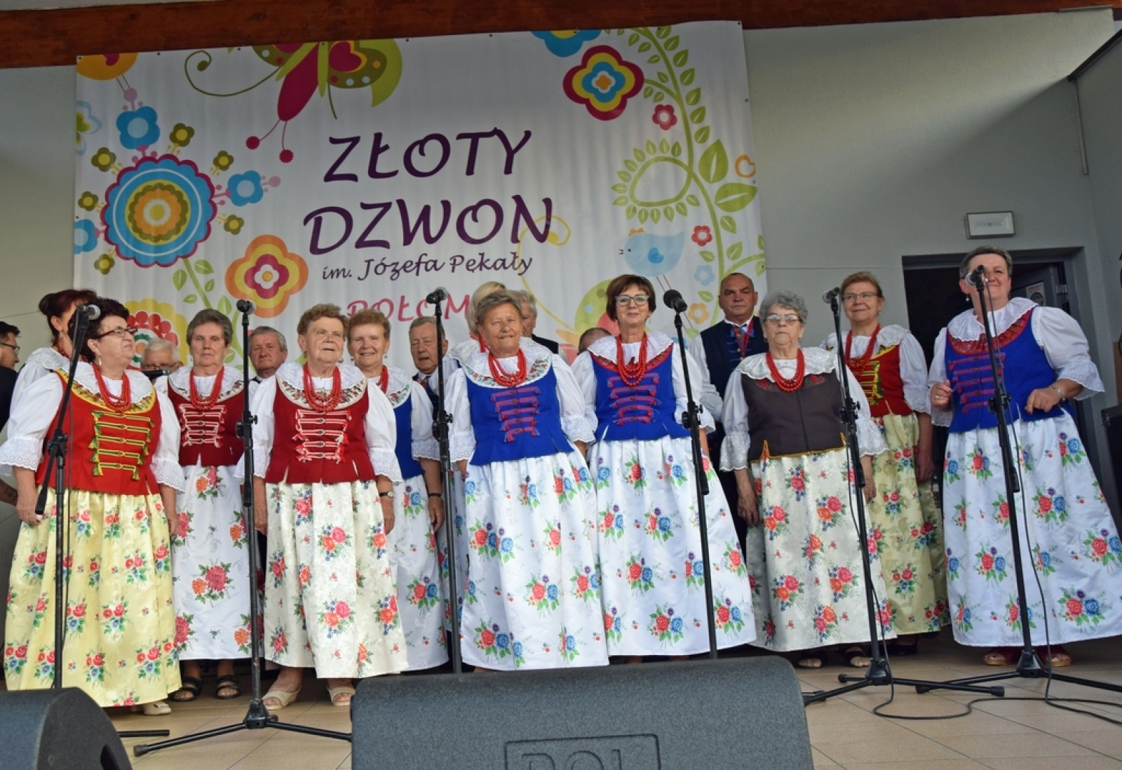 Zdjęcie w galerii na portalu naszwodzislaw.com: Złoty Dzwon w Połomi. Zwycięzcą zespół z Zebrzydowic [FOTO] wiadomości z regionu