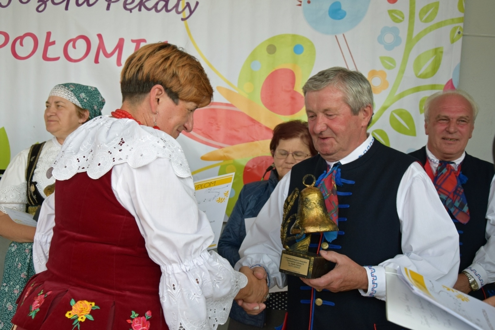 Zdjęcie w galerii na portalu naszwodzislaw.com: Złoty Dzwon w Połomi. Zwycięzcą zespół z Zebrzydowic [FOTO] wiadomości z regionu