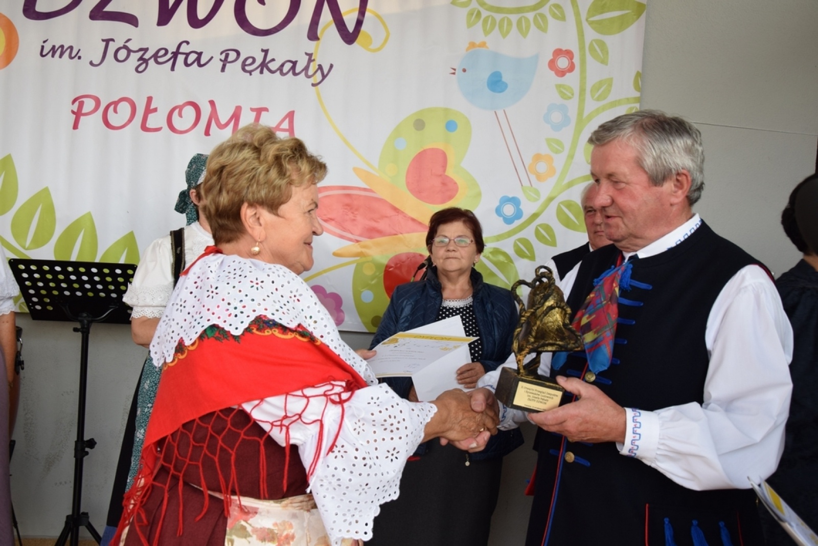 Zdjęcie w galerii na portalu naszwodzislaw.com: Złoty Dzwon w Połomi. Zwycięzcą zespół z Zebrzydowic [FOTO] wiadomości z regionu