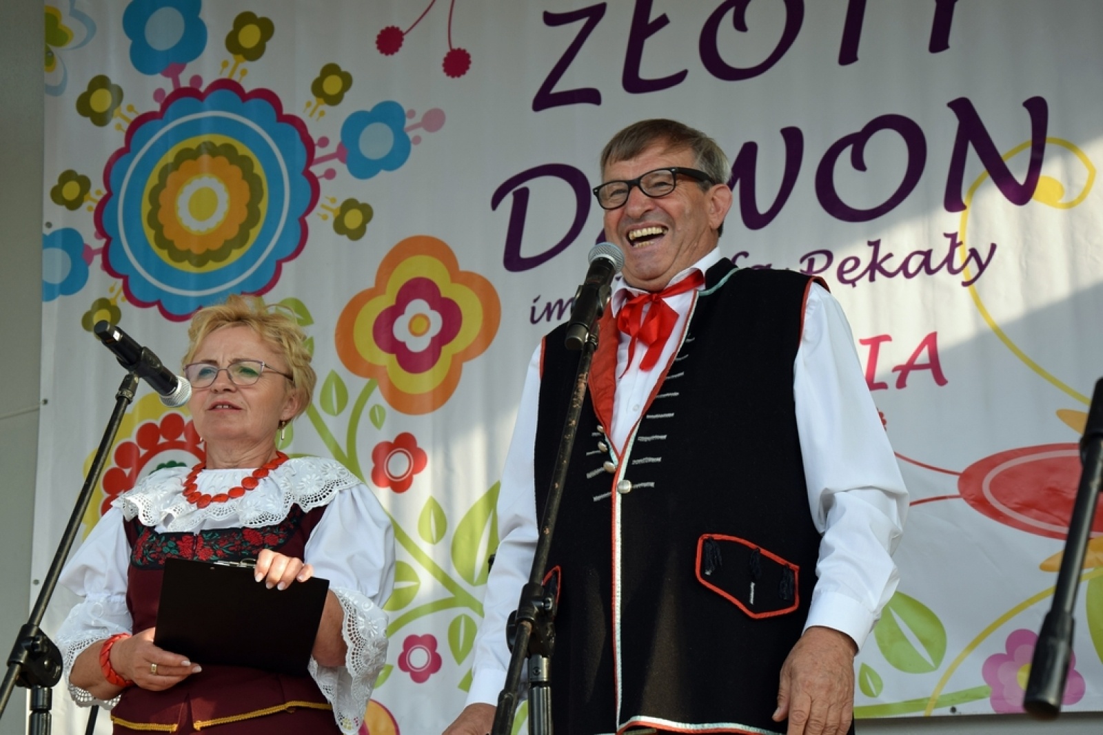 Zdjęcie w galerii na portalu naszwodzislaw.com: Złoty Dzwon w Połomi. Zwycięzcą zespół z Zebrzydowic [FOTO] wiadomości z regionu