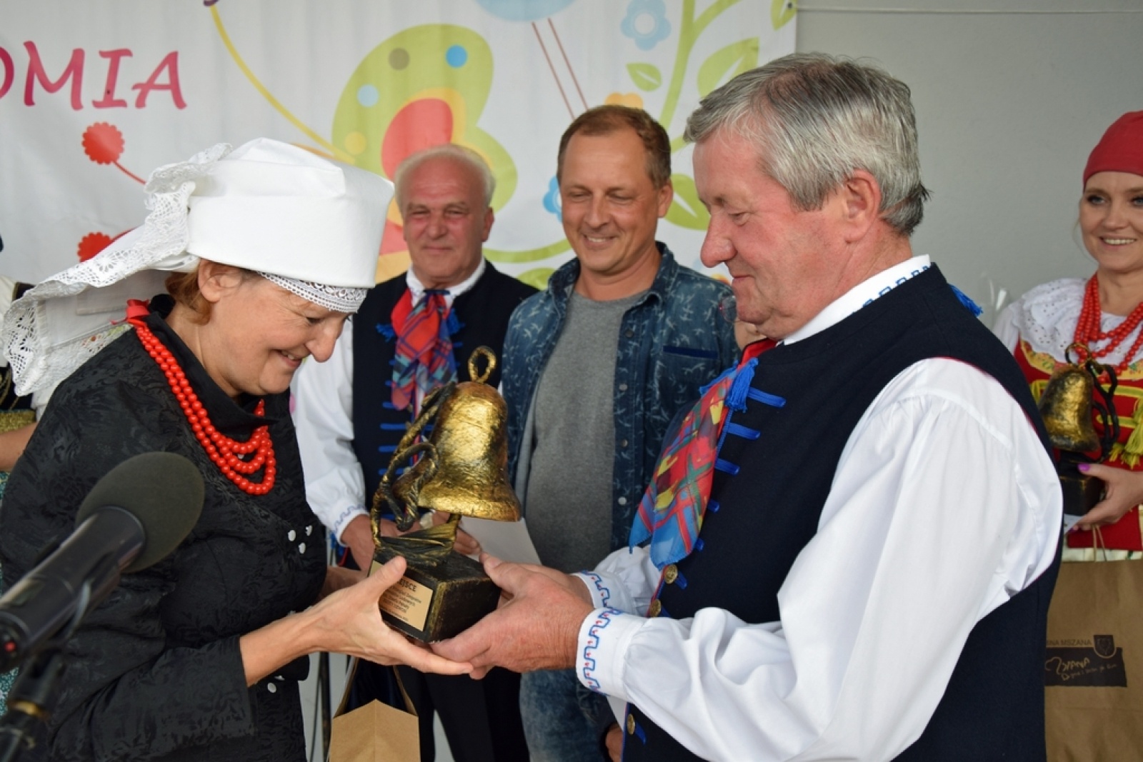 Zdjęcie w galerii na portalu naszwodzislaw.com: Złoty Dzwon w Połomi. Zwycięzcą zespół z Zebrzydowic [FOTO] wiadomości z regionu