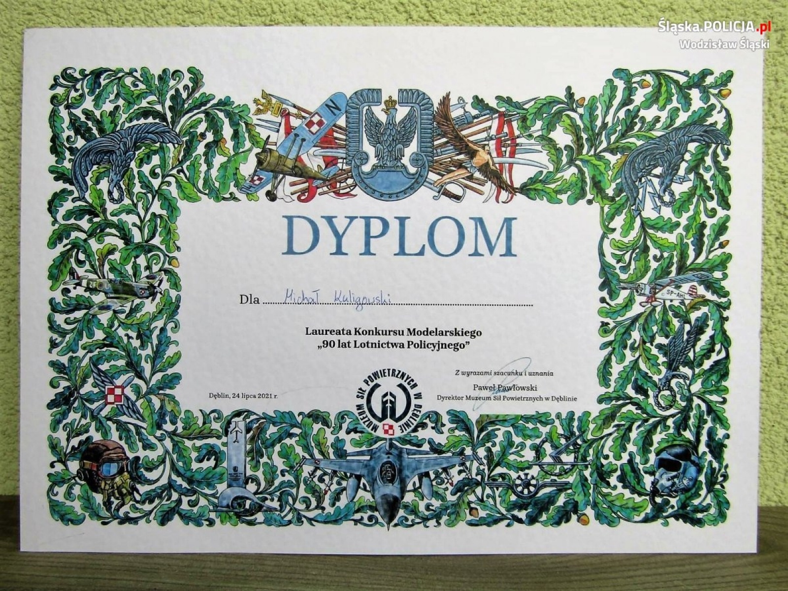 Zdjęcie w galerii na portalu naszwodzislaw.com: Wodzisławski dzielnicowy laureatem konkursu modelarskiego 90 lat lotnictwa policyjnego wiadomości z regionu