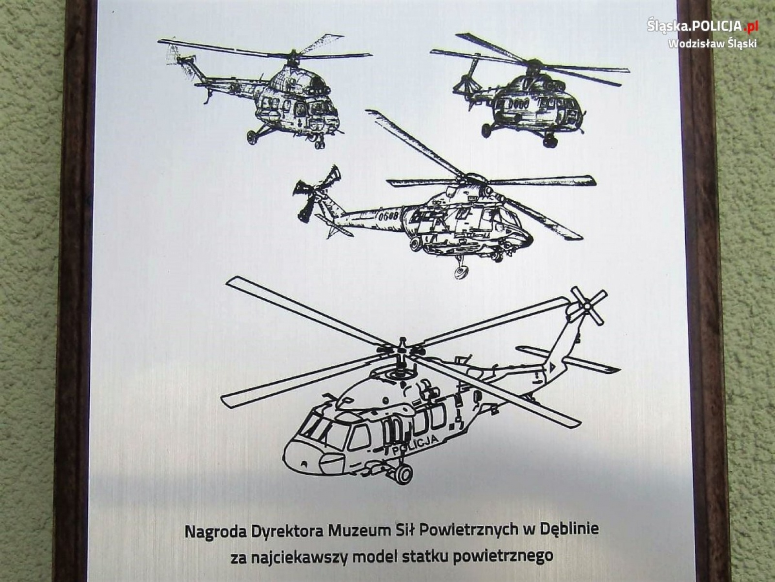 Zdjęcie w galerii na portalu naszwodzislaw.com: Wodzisławski dzielnicowy laureatem konkursu modelarskiego 90 lat lotnictwa policyjnego wiadomości z regionu