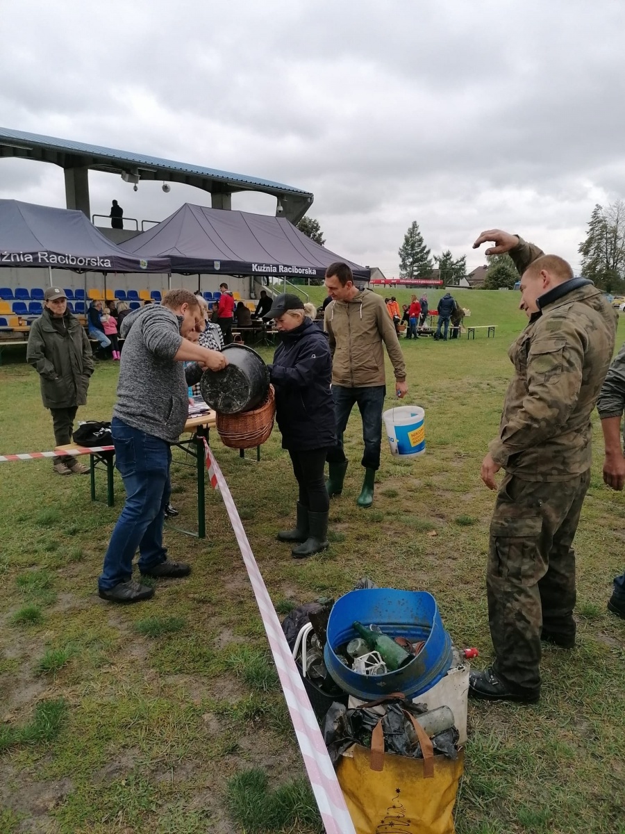 Zdjęcie w galerii na portalu naszwodzislaw.com: Znamy nowych mistrzów grzybobrania wiadomości z regionu