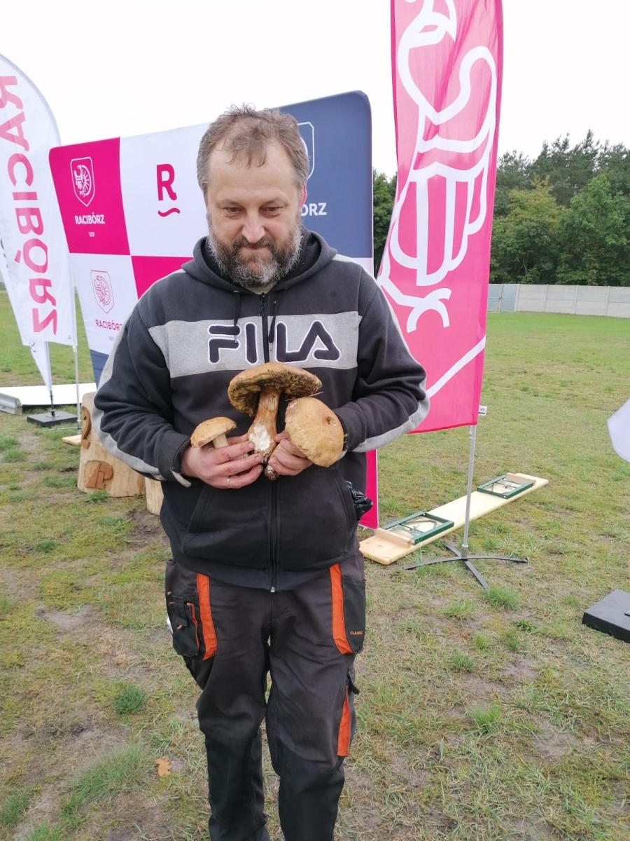 Zdjęcie w galerii na portalu naszwodzislaw.com: Znamy nowych mistrzów grzybobrania wiadomości z regionu