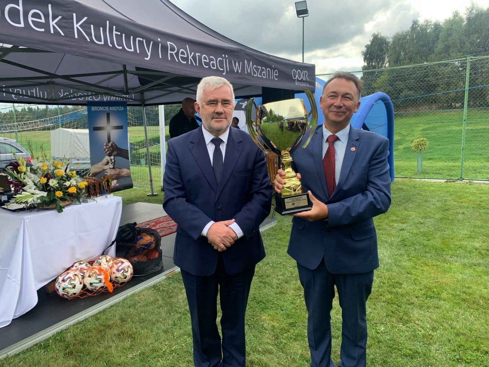 Zdjęcie w galerii na portalu naszwodzislaw.com: Odznaczenia, piłkarskie miasteczko i remis na jubileusz Startu Mszana [FOTO] wiadomości z regionu