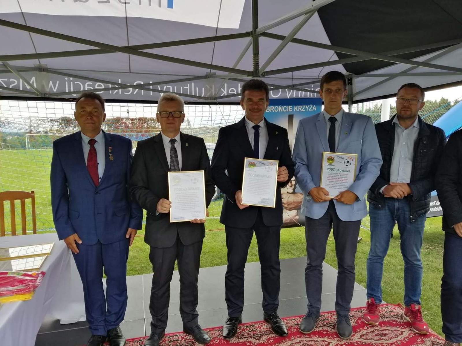 Zdjęcie w galerii na portalu naszwodzislaw.com: Odznaczenia, piłkarskie miasteczko i remis na jubileusz Startu Mszana [FOTO] wiadomości z regionu