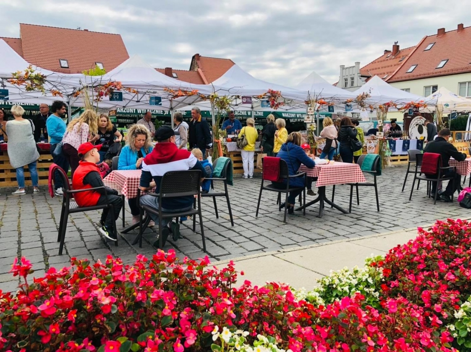 Zdjęcie w galerii na portalu naszwodzislaw.com: DzieJesie(ń) Festiwal. Wyjątkowe wydarzenie w Wodzisławiu Śląskim [FOTO] wiadomości z regionu
