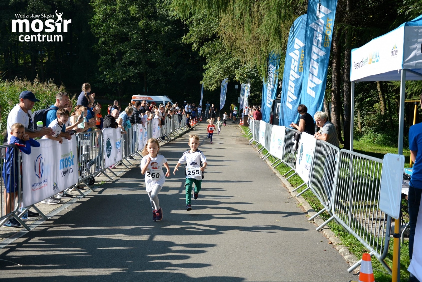 Zdjęcie w galerii na portalu naszwodzislaw.com: Za nami 12. Błękitna Wstęga Balatonu [FOTO] wiadomości z regionu