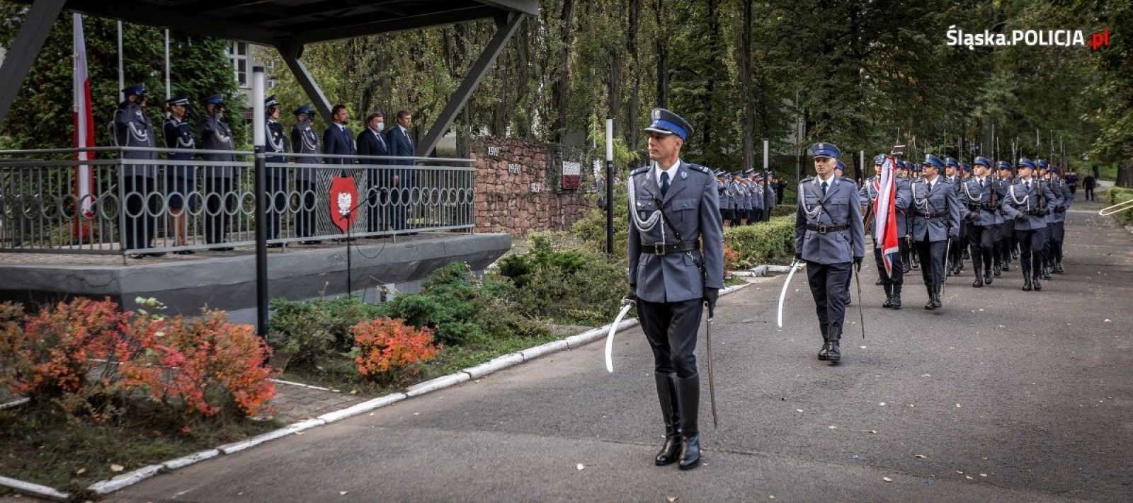 Zdjęcie w galerii na portalu naszwodzislaw.com: Ponad stu nowych śląskich policjantów złożyło ślubowanie wiadomości z regionu