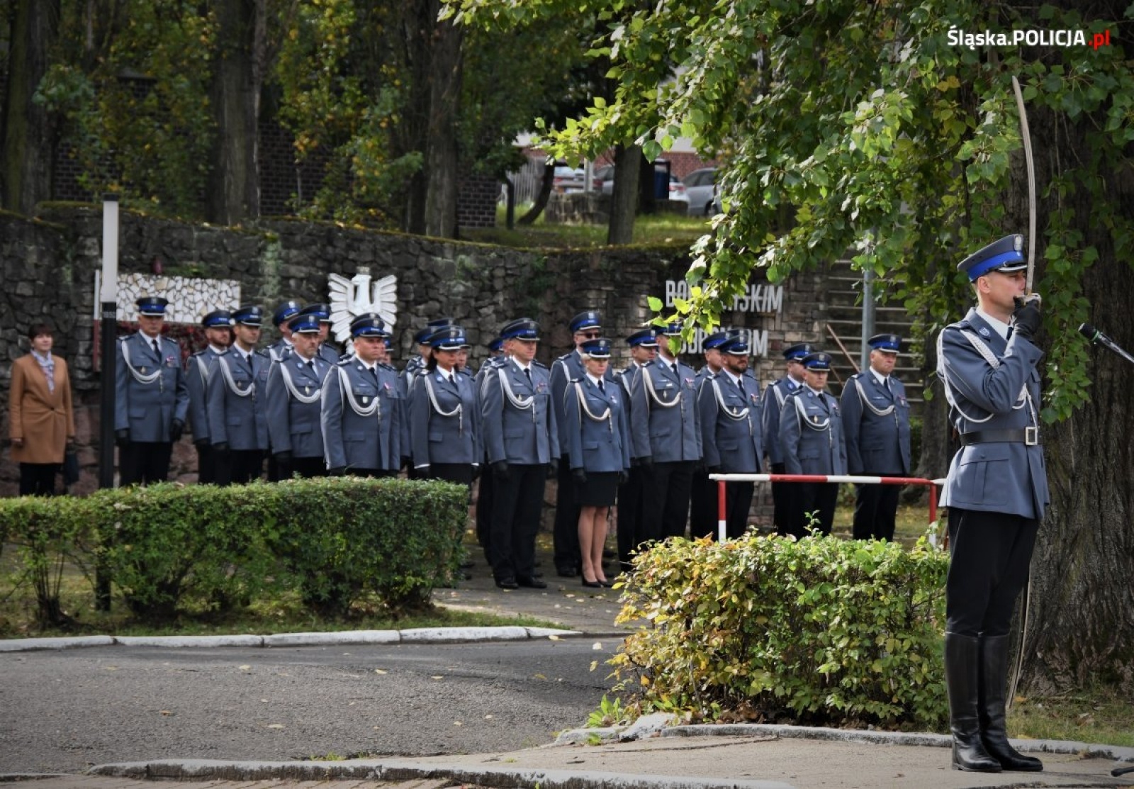 Zdjęcie w galerii na portalu naszwodzislaw.com: Ponad stu nowych śląskich policjantów złożyło ślubowanie wiadomości z regionu