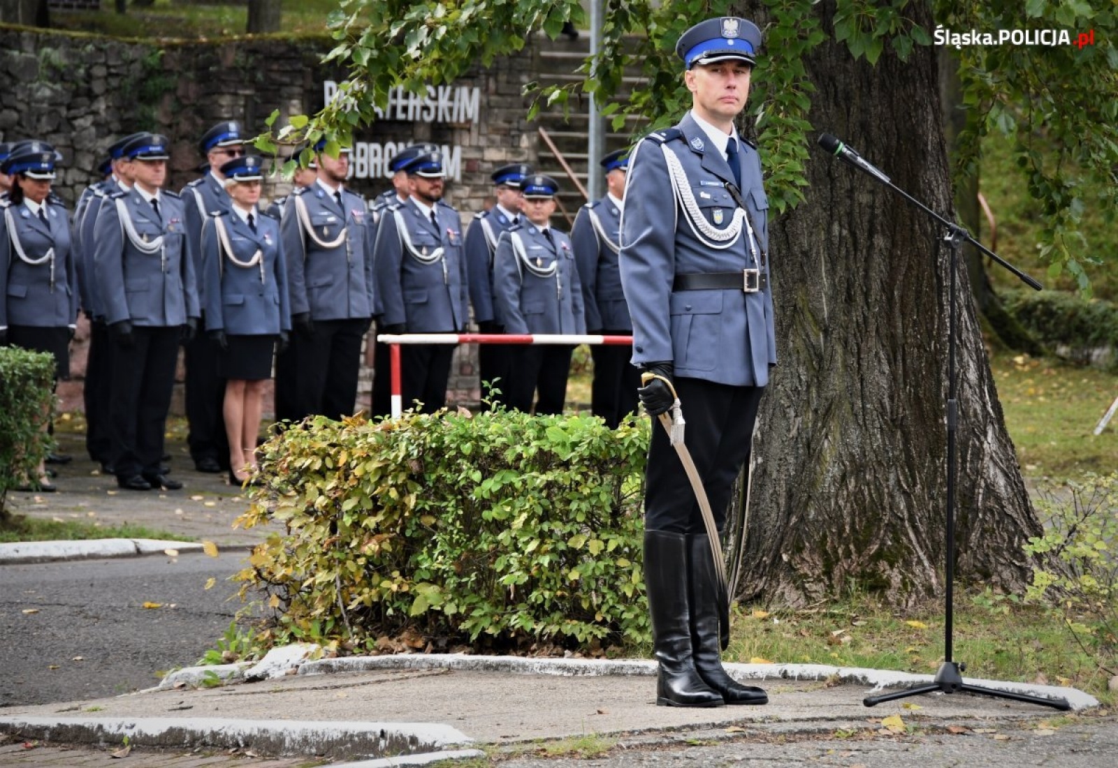 Zdjęcie w galerii na portalu naszwodzislaw.com: Ponad stu nowych śląskich policjantów złożyło ślubowanie wiadomości z regionu