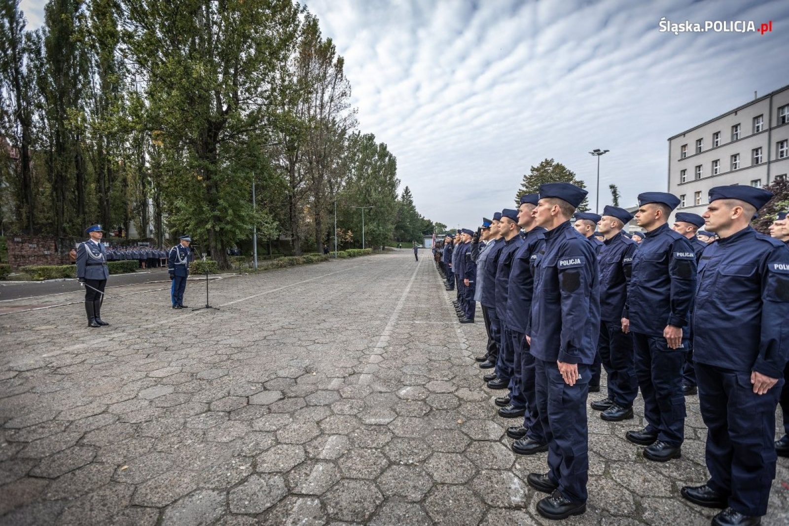 Zdjęcie w galerii na portalu naszwodzislaw.com: Ponad stu nowych śląskich policjantów złożyło ślubowanie wiadomości z regionu