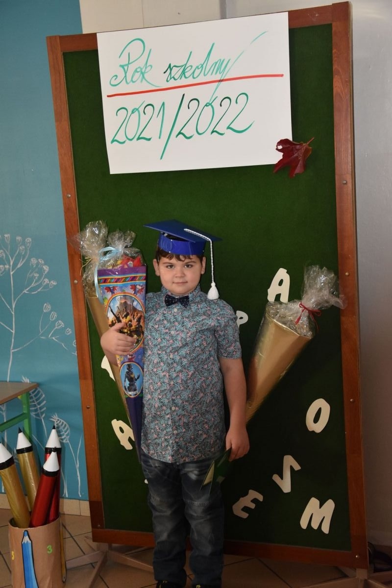 Zdjęcie w galerii na portalu naszwodzislaw.com: Pierwszaki z ZPSWR ślubowały i otrzymały tyty wiadomości z regionu