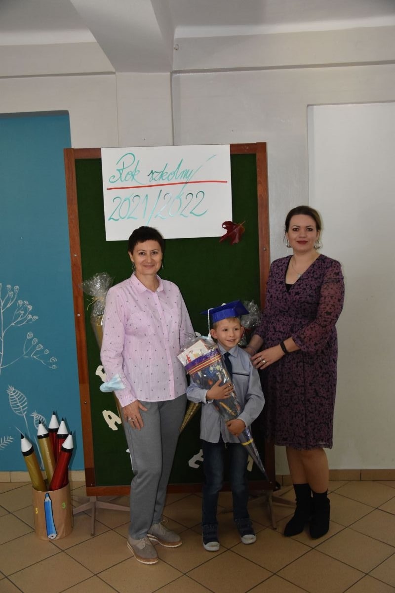 Zdjęcie w galerii na portalu naszwodzislaw.com: Pierwszaki z ZPSWR ślubowały i otrzymały tyty wiadomości z regionu